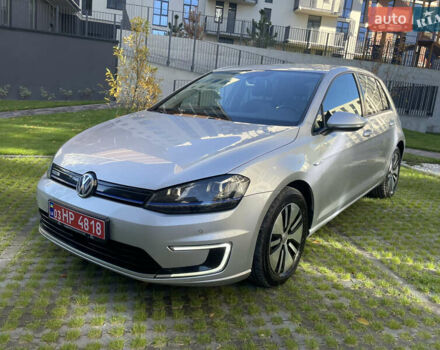 Серый Фольксваген e-Golf, объемом двигателя 0 л и пробегом 98 тыс. км за 8775 $, фото 10 на Automoto.ua
