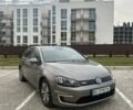 Серый Фольксваген e-Golf, объемом двигателя 0 л и пробегом 95 тыс. км за 11300 $, фото 1 на Automoto.ua