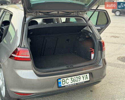 Сірий Фольксваген e-Golf, об'ємом двигуна 0 л та пробігом 106 тис. км за 10000 $, фото 19 на Automoto.ua