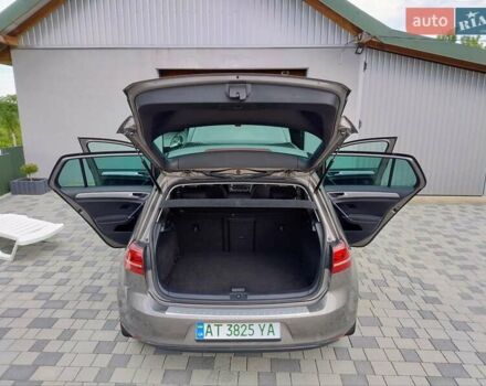 Серый Фольксваген e-Golf, объемом двигателя 0 л и пробегом 135 тыс. км за 8999 $, фото 23 на Automoto.ua