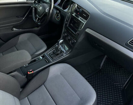 Серый Фольксваген e-Golf, объемом двигателя 0 л и пробегом 170 тыс. км за 9350 $, фото 11 на Automoto.ua