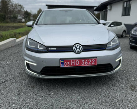 Серый Фольксваген e-Golf, объемом двигателя 0 л и пробегом 190 тыс. км за 8200 $, фото 7 на Automoto.ua