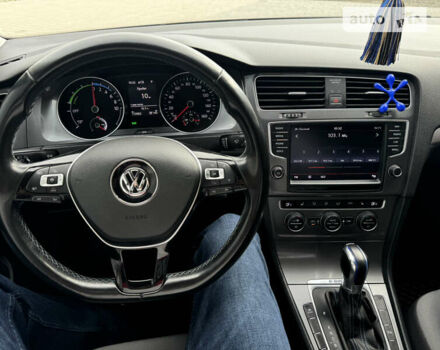 Сірий Фольксваген e-Golf, об'ємом двигуна 0 л та пробігом 121 тис. км за 9000 $, фото 33 на Automoto.ua