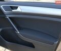 Серый Фольксваген e-Golf, объемом двигателя 0 л и пробегом 122 тыс. км за 8300 $, фото 26 на Automoto.ua