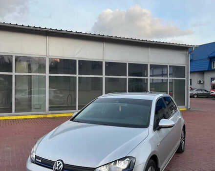 Серый Фольксваген e-Golf, объемом двигателя 0 л и пробегом 130 тыс. км за 8999 $, фото 1 на Automoto.ua