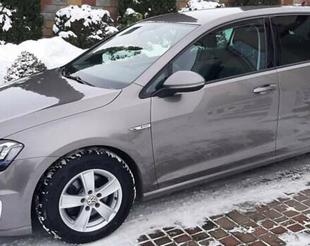 Серый Фольксваген e-Golf, объемом двигателя 0 л и пробегом 152 тыс. км за 8800 $, фото 2 на Automoto.ua