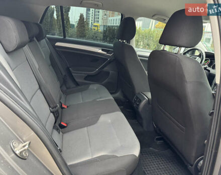 Серый Фольксваген e-Golf, объемом двигателя 0 л и пробегом 136 тыс. км за 7600 $, фото 13 на Automoto.ua