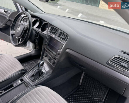 Сірий Фольксваген e-Golf, об'ємом двигуна 0 л та пробігом 134 тис. км за 8900 $, фото 23 на Automoto.ua