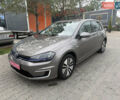Серый Фольксваген e-Golf, объемом двигателя 0 л и пробегом 99 тыс. км за 9490 $, фото 12 на Automoto.ua