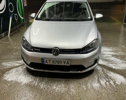 Серый Фольксваген e-Golf, объемом двигателя 0 л и пробегом 118 тыс. км за 8150 $, фото 1 на Automoto.ua