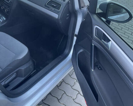Серый Фольксваген e-Golf, объемом двигателя 0 л и пробегом 92 тыс. км за 9500 $, фото 5 на Automoto.ua