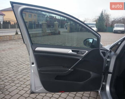 Сірий Фольксваген e-Golf, об'ємом двигуна 0 л та пробігом 124 тис. км за 8444 $, фото 25 на Automoto.ua