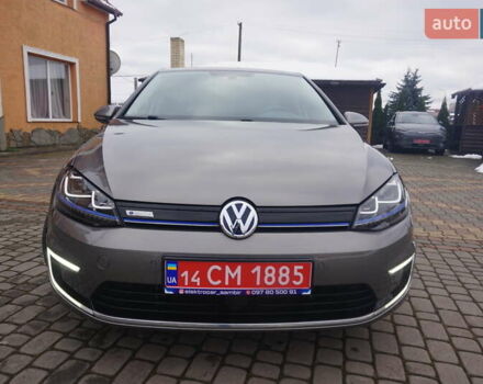 Серый Фольксваген e-Golf, объемом двигателя 0 л и пробегом 96 тыс. км за 8500 $, фото 14 на Automoto.ua