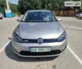 Серый Фольксваген e-Golf, объемом двигателя 0 л и пробегом 115 тыс. км за 11200 $, фото 14 на Automoto.ua