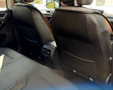 Серый Фольксваген e-Golf, объемом двигателя 0 л и пробегом 88 тыс. км за 12700 $, фото 4 на Automoto.ua