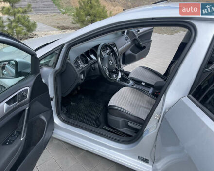 Сірий Фольксваген e-Golf, об'ємом двигуна 0 л та пробігом 134 тис. км за 8900 $, фото 14 на Automoto.ua