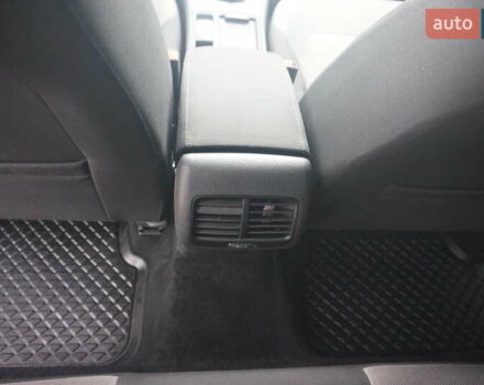 Серый Фольксваген e-Golf, объемом двигателя 0 л и пробегом 96 тыс. км за 8500 $, фото 47 на Automoto.ua