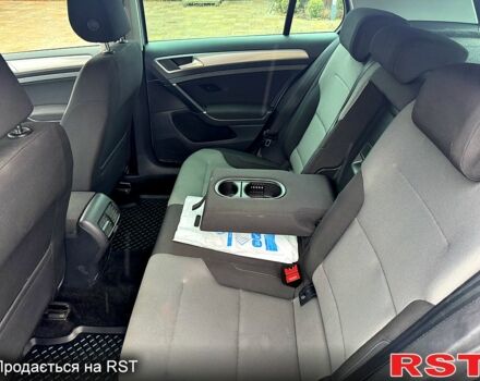 Серый Фольксваген e-Golf, объемом двигателя 0 л и пробегом 130 тыс. км за 9250 $, фото 8 на Automoto.ua