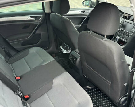 Сірий Фольксваген e-Golf, об'ємом двигуна 0 л та пробігом 141 тис. км за 9799 $, фото 9 на Automoto.ua