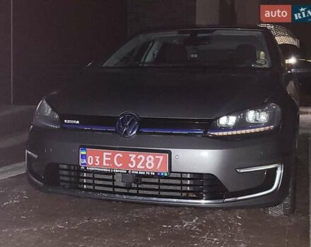 Серый Фольксваген e-Golf, объемом двигателя 0 л и пробегом 128 тыс. км за 8650 $, фото 3 на Automoto.ua