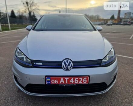 Серый Фольксваген e-Golf, объемом двигателя 0 л и пробегом 97 тыс. км за 9800 $, фото 8 на Automoto.ua