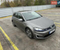 Серый Фольксваген e-Golf, объемом двигателя 0 л и пробегом 170 тыс. км за 11000 $, фото 2 на Automoto.ua