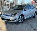 Серый Фольксваген e-Golf, объемом двигателя 0 л и пробегом 116 тыс. км за 7777 $, фото 54 на Automoto.ua