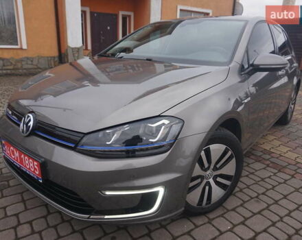 Серый Фольксваген e-Golf, объемом двигателя 0 л и пробегом 96 тыс. км за 8500 $, фото 13 на Automoto.ua