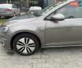 Серый Фольксваген e-Golf, объемом двигателя 0 л и пробегом 99 тыс. км за 9490 $, фото 24 на Automoto.ua