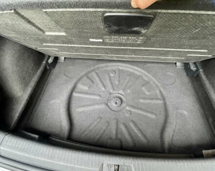 Серый Фольксваген e-Golf, объемом двигателя 0 л и пробегом 137 тыс. км за 8999 $, фото 20 на Automoto.ua