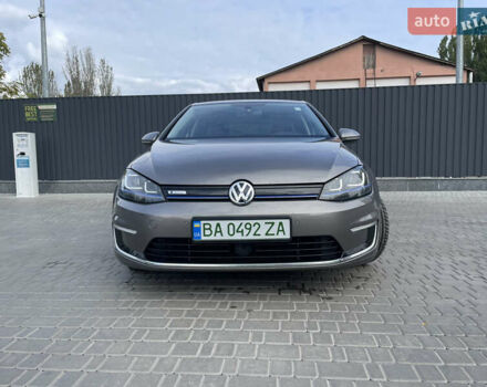 Фольксваген e-Golf 2015 в Кропивницком (Кировограде) на Automoto.ua Серый Фольксваген e-Golf, объемом двигателя 0 л и пробегом 131 тыс. км за 8800 $, фото 7 на Automoto.ua