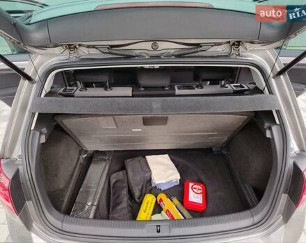 Серый Фольксваген e-Golf, объемом двигателя 0 л и пробегом 135 тыс. км за 8999 $, фото 24 на Automoto.ua