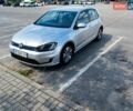 Серый Фольксваген e-Golf, объемом двигателя 0 л и пробегом 88 тыс. км за 12700 $, фото 1 на Automoto.ua