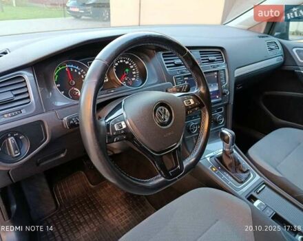 Серый Фольксваген e-Golf, объемом двигателя 0 л и пробегом 136 тыс. км за 7750 $, фото 3 на Automoto.ua