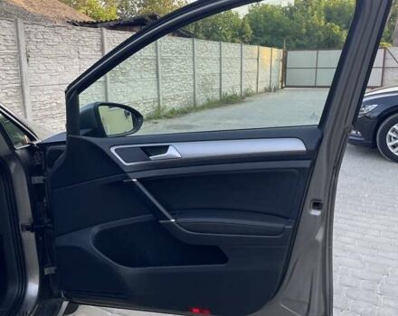 Сірий Фольксваген e-Golf, об'ємом двигуна 0 л та пробігом 118 тис. км за 9700 $, фото 14 на Automoto.ua