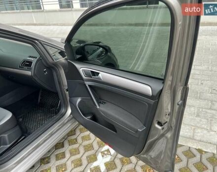 Серый Фольксваген e-Golf, объемом двигателя 0 л и пробегом 169 тыс. км за 7400 $, фото 15 на Automoto.ua