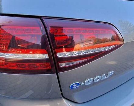 Серый Фольксваген e-Golf, объемом двигателя 0 л и пробегом 158 тыс. км за 8000 $, фото 15 на Automoto.ua