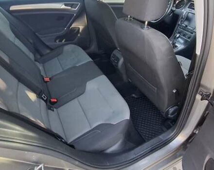 Серый Фольксваген e-Golf, объемом двигателя 0 л и пробегом 158 тыс. км за 8000 $, фото 28 на Automoto.ua