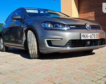 Сірий Фольксваген e-Golf, об'ємом двигуна 0 л та пробігом 95 тис. км за 10199 $, фото 6 на Automoto.ua