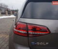 Серый Фольксваген e-Golf, объемом двигателя 0 л и пробегом 96 тыс. км за 8500 $, фото 24 на Automoto.ua