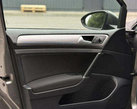 Серый Фольксваген e-Golf, объемом двигателя 0 л и пробегом 116 тыс. км за 8200 $, фото 21 на Automoto.ua