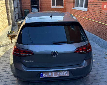 Серый Фольксваген e-Golf, объемом двигателя 0 л и пробегом 133 тыс. км за 8400 $, фото 7 на Automoto.ua