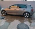 Серый Фольксваген e-Golf, объемом двигателя 0 л и пробегом 136 тыс. км за 10000 $, фото 6 на Automoto.ua