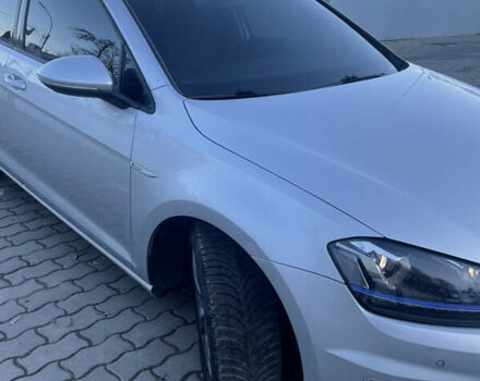 Серый Фольксваген e-Golf, объемом двигателя 0 л и пробегом 92 тыс. км за 9500 $, фото 3 на Automoto.ua