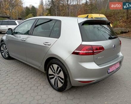 Серый Фольксваген e-Golf, объемом двигателя 0 л и пробегом 162 тыс. км за 8499 $, фото 9 на Automoto.ua