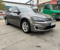 Серый Фольксваген e-Golf, объемом двигателя 0 л и пробегом 97 тыс. км за 13000 $, фото 3 на Automoto.ua