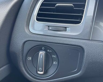 Сірий Фольксваген e-Golf, об'ємом двигуна 0 л та пробігом 118 тис. км за 9700 $, фото 12 на Automoto.ua