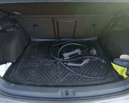 Серый Фольксваген e-Golf, объемом двигателя 0 л и пробегом 80 тыс. км за 8900 $, фото 13 на Automoto.ua