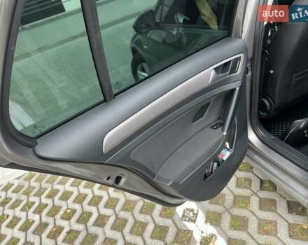 Серый Фольксваген e-Golf, объемом двигателя 0 л и пробегом 169 тыс. км за 7400 $, фото 8 на Automoto.ua