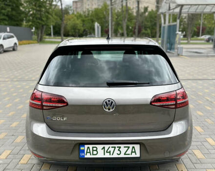 Сірий Фольксваген e-Golf, об'ємом двигуна 0 л та пробігом 141 тис. км за 9799 $, фото 4 на Automoto.ua